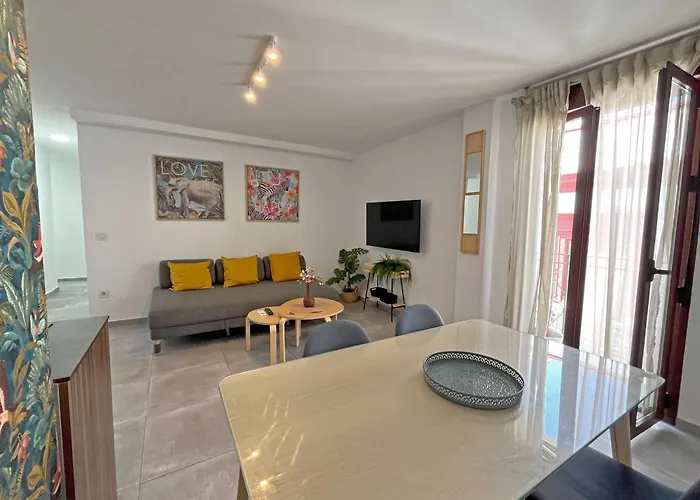 Mezquita Apartment *