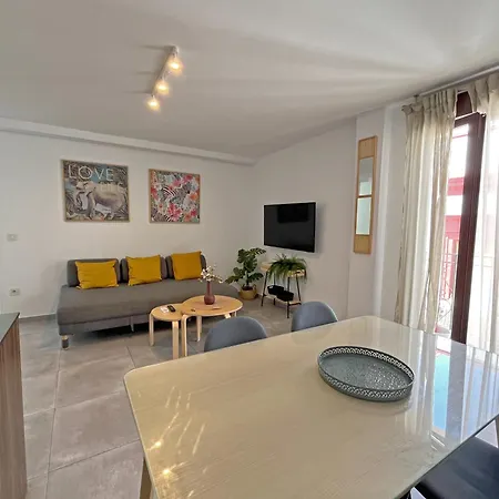 Mezquita Apartment *